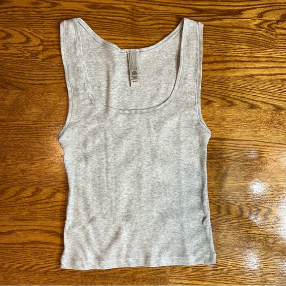 SKIMS Tops - Skims Grey Cotton Rib Tank Top NWOT